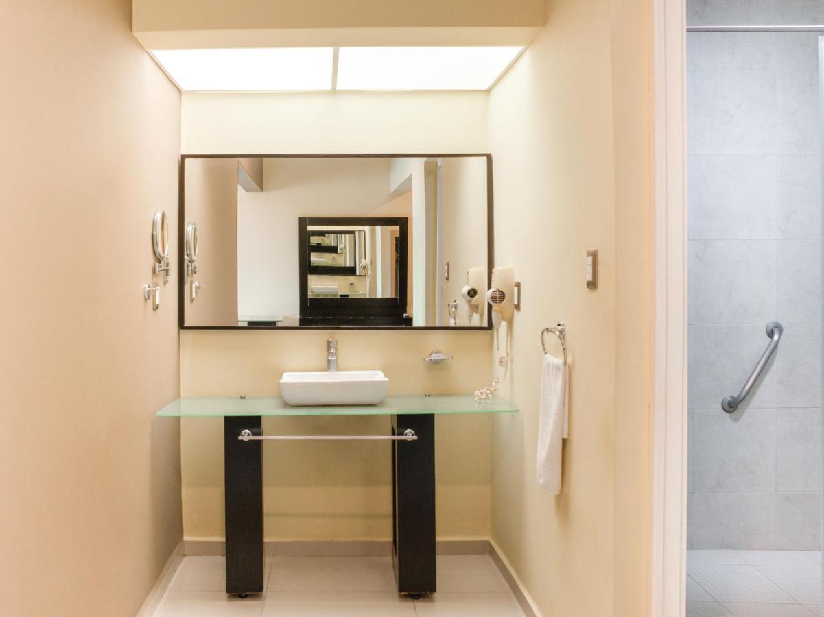 Veracruz Suites Hotel Eksteriør billede